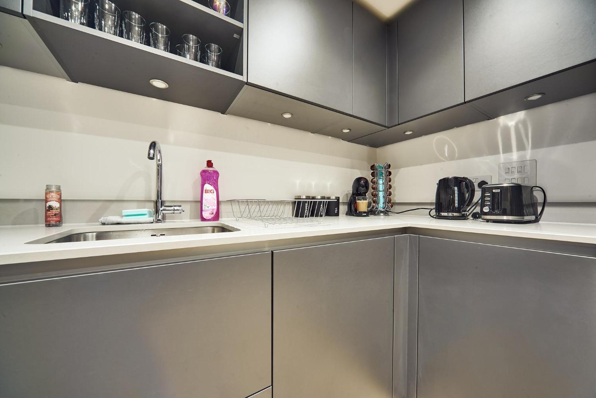 Luxury Nostalgic Centre With Pool Table, Netflix, Sofa Bed, Sleeps 6, Nostalgia *
