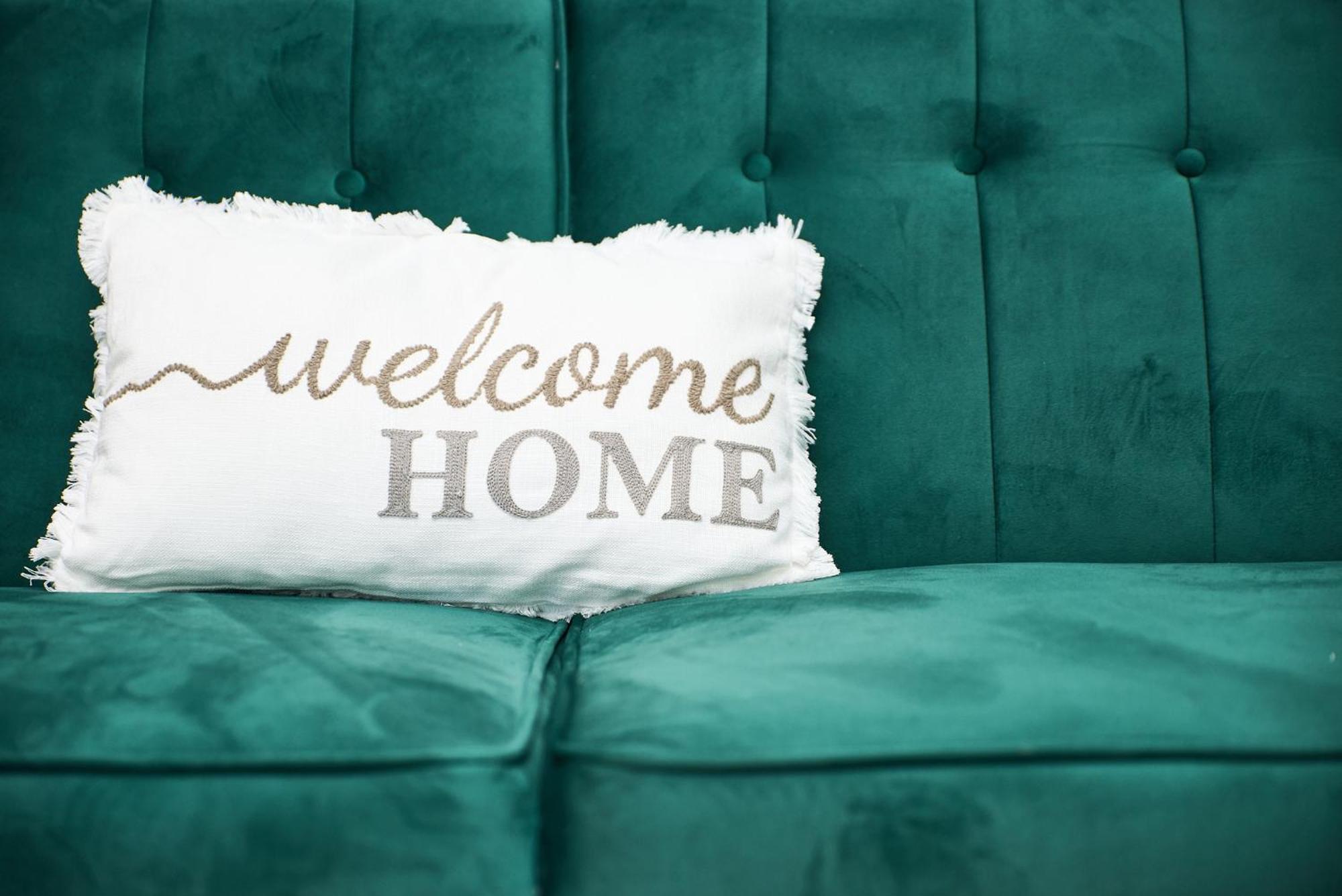 Luxury Nostalgic Centre With Pool Table, Netflix, Sofa Bed, Sleeps 6, Nostalgia Apartment